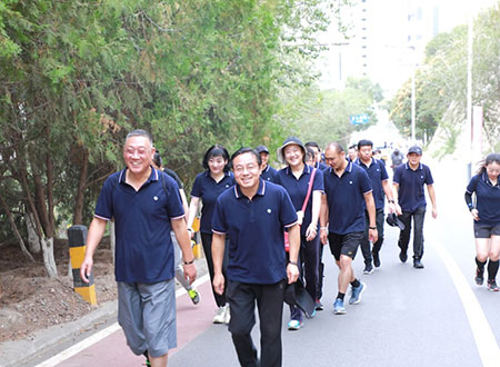 陶冶情操，激發(fā)活力——集團舉辦主題黨日暨健步走活動